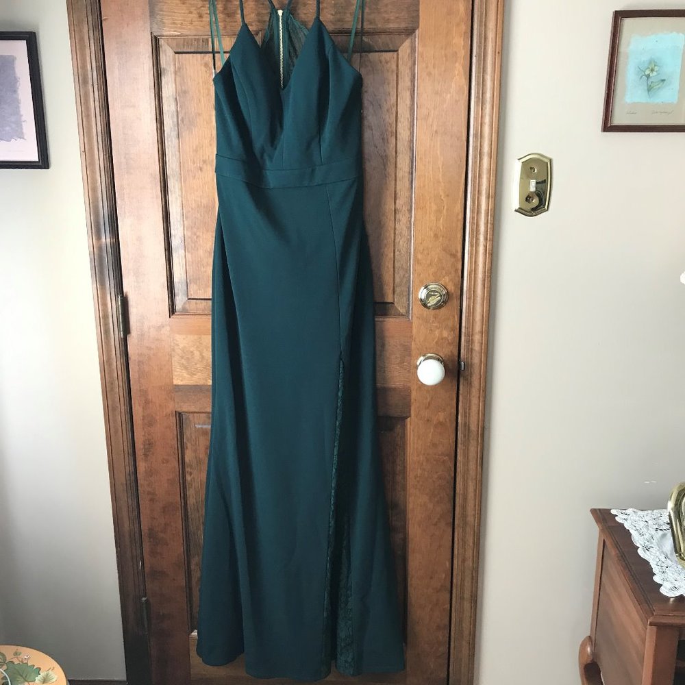 NWT City Triangles Hunter Lace Racerback Gown Size 10